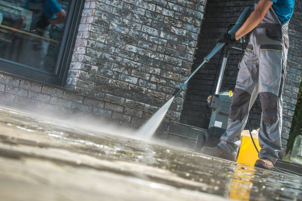 Best Factory Floor Cleaning  in Holtsville, NY